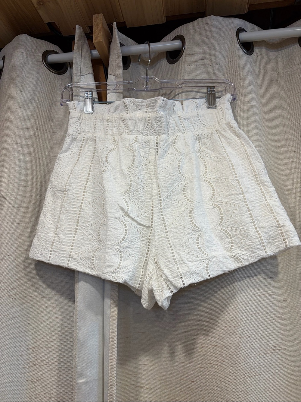 Acoa White Eyelet Tie-Waist Shorts - Picture 5 of 8